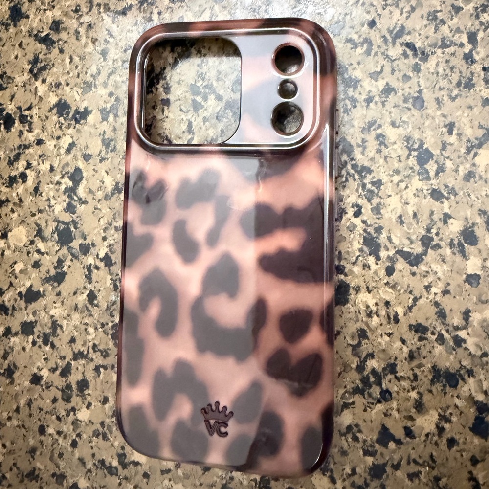 17 Pro Velvet Caviar